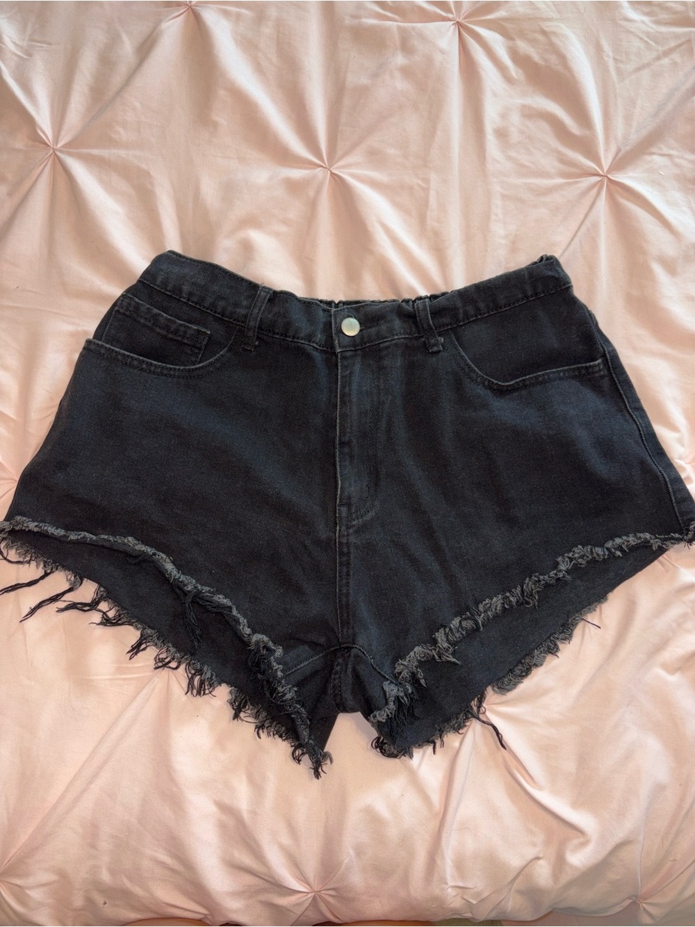 Source Unknown Black High-Rise Frayed Denim Shorts